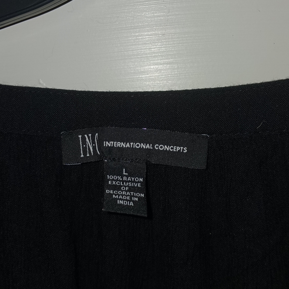 INC Women's Long sleeveBlack  Top with gold embellishment, Size L - Picture 5 of 7